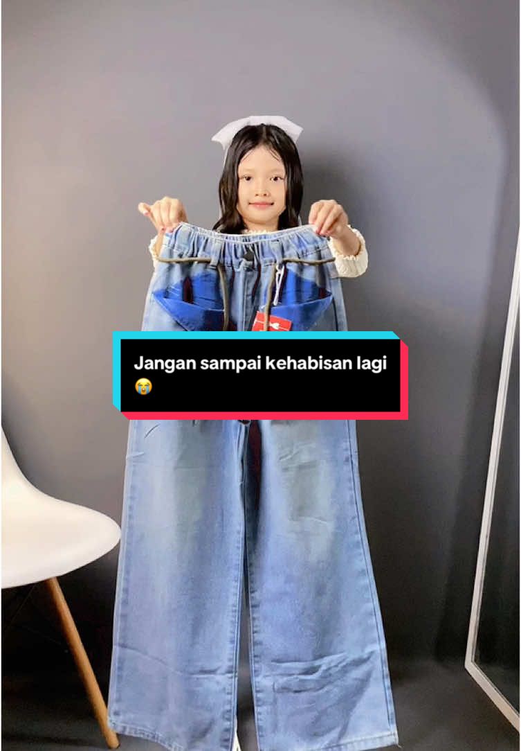 Pliss yang kmren kehabisan celana import yg aku pakai Nih aku punya celana import yang ga kalah bagusnya dong langsung chek keranjang kuning 