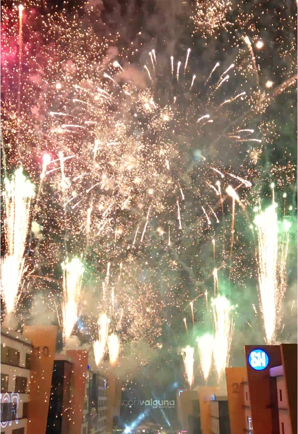 SM City Clark Skyline Fireworks Festival 2024 🎆🎇 #EverythingsHereAtSM #SMClark #SkylineFireworks  #Pampanga #WhenInThePhilippines #SM #Fireworks #Clark #ClarkPampanga #DefyingGravity #Espresso #Dilaw #Palagi #BINI