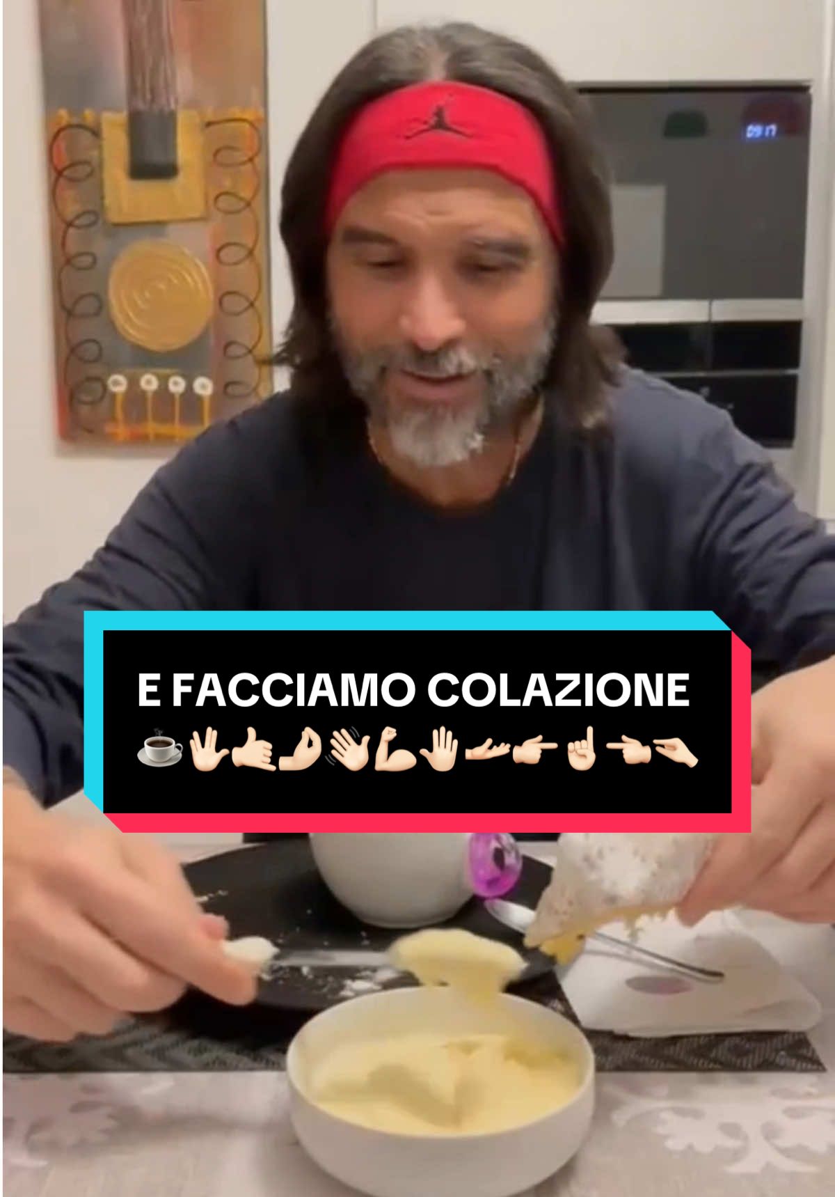 e facciamo colazione ☕️👌🏻💪🏻💪🏻🤚🏻🤌🏻☝🏻🤌🏻👉🏻👈🏻🫴🏻👋🏻🤙🏻🖖🏻