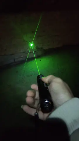 Bút Trỏ Laser 303 Tia Xanh Lá #303 #den303 #denpin303 #laser #denlaser #denpinlaser #laser303 #denlaser303 #denpinlaser303 #reviewdenpin #qstar #qstarshop 