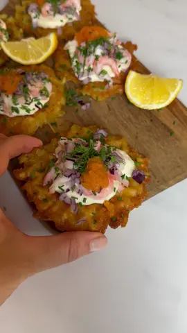Förra året spann jag vidare på idén om – våfflad potatisbulle – och WOW, vilken succé det blev! 😍 Det här är verkligen det perfekta tilltugget till nyår! Enkla att göra, men så lyxiga i smaken ✨