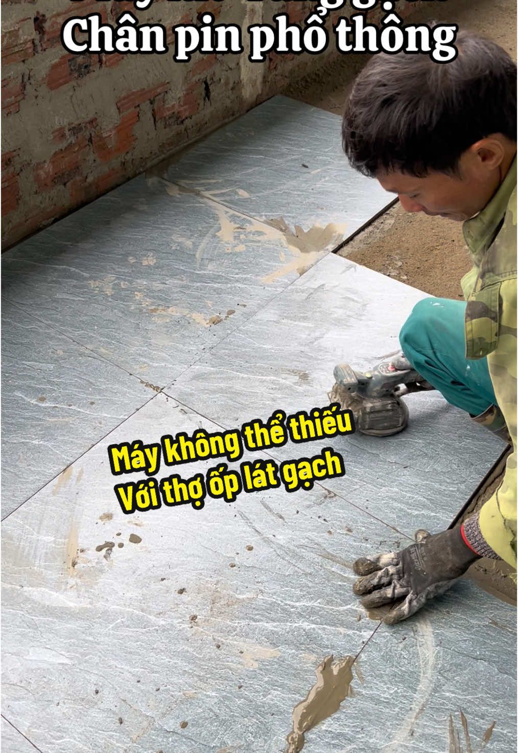 Máy hít rung gạch boshun, chân pin phổ thông #dienmayanhcua #chanpinphothong #mayhitrunggach #oplat #opgach #xaydung #thoxay