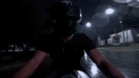 🥀🌧️ • • • • • #motorcycle #bikelifestyle #bikelife  #bikerboy #bikergirl #darkvibes #sad #rain #night 