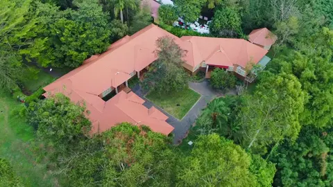 Kabalega resort Hotel Maisindi  VVIP ROOM.  Experience the art of fine living! VVIP luxury at its best, only at Kabalega Resort Hotel Masindi #KabalegaResort #VVIP #LuxuryHotel #Masindi