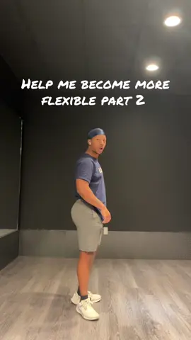 Let’s keep it going 💪🏽. Everything is tight so my stretches are the best right now.  #yoga #yogaflow #flexible #gymmotivation #uconn #gyms #muscles #sza 