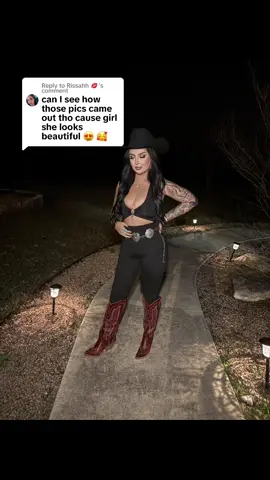 Replying to @Rissahh 💋  ☺️ 🤠 #concertoutfit  #bucklebunny #taylorrousseau #inspo #concertcheck #koewetzel 