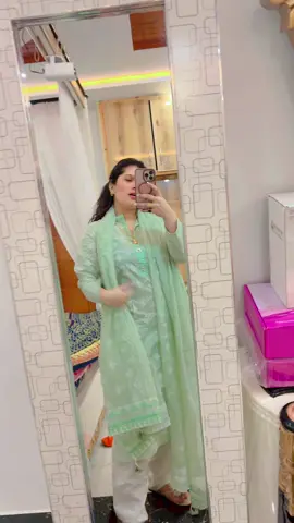 #foryoupage #laibakhanbaloch #foryou #velliladkivlog 