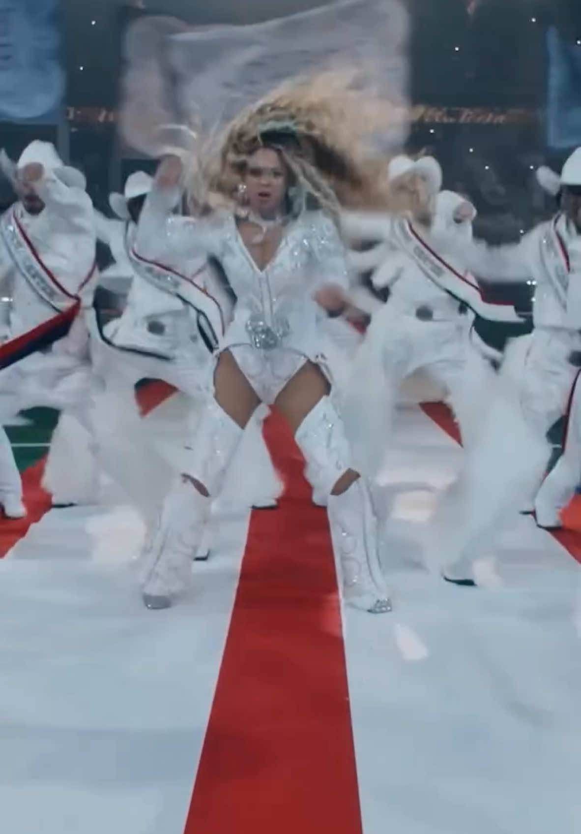 🤘🤘 @Beyoncé #nfl #beyonce #beyoncebowl #nflonneyflix 