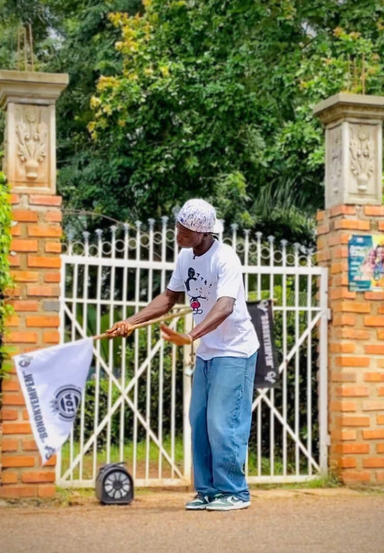 #kaptain #dancer #dancers #danceintroduction #zealdanceacademy #danceperformance #choreography #dancechoreography #choreo #dancegroup @Dance_mannez🕺🌐 @BAAKO @Enkasabaako 🤫 @7th January 🎂🎉🥳🎁🎊🎈🎂 @Lililas7 @Fabiano@Fabio @Skanti🌟🔗 @ᴇᴀᴢɪ ᴅᴀɴᴄᴇ ᴄʀᴇᴡ @Teephlow1 @young vybes 