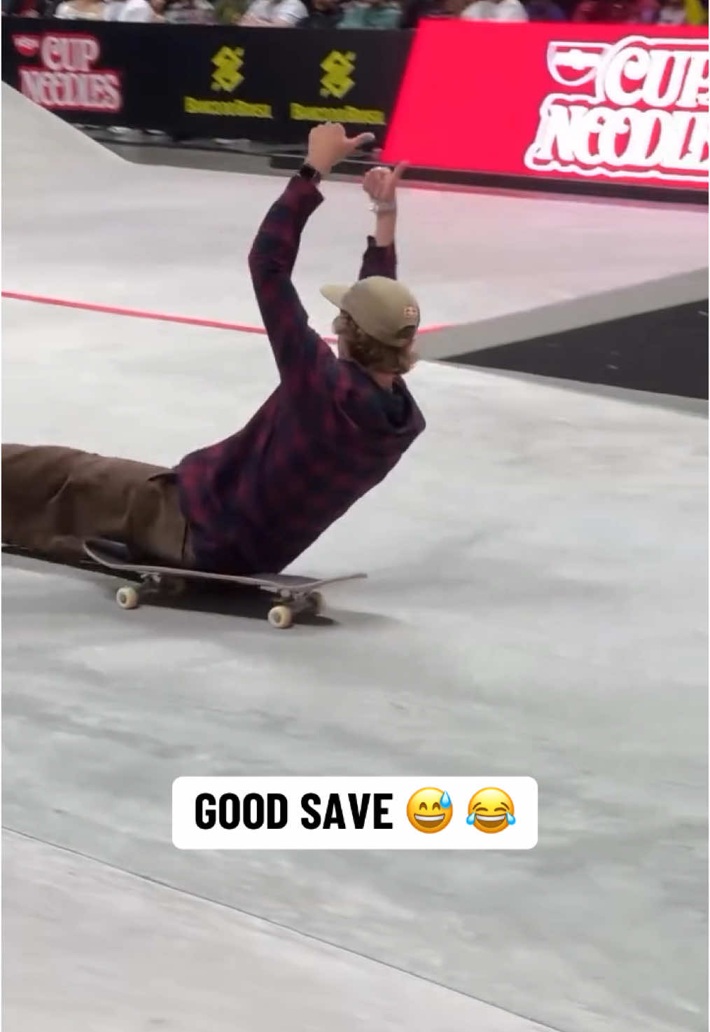 Crowd loved it 🔥 (sls/IG) #skateboard #skater #skate #skateboarder 