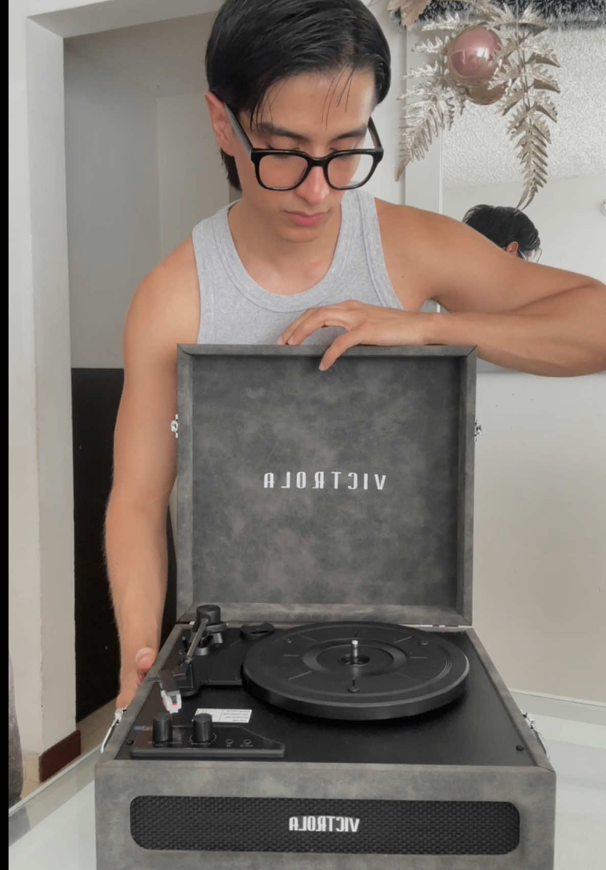 Respuesta a @Anie review de mi victrola #victrola #vinyl #tocadiscos #review #fyp #vinilo #colombia 