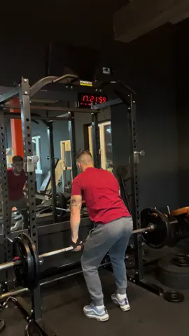 100kg🦍🦍#fypシ゚viral #foryou #GymTok #fuyyyyyyyyyyyy #gymmotivation #zelimnafyp #ledja #bodibilding 