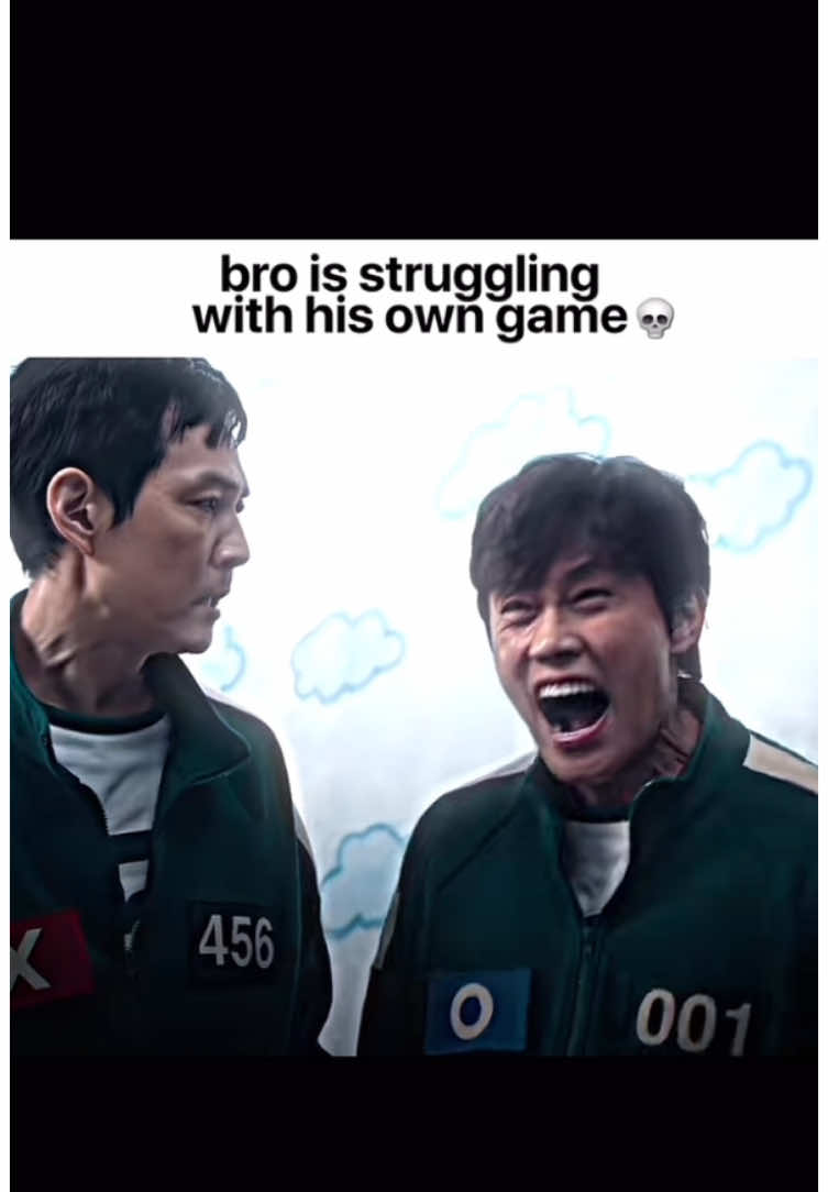 Bro forget his job #squidgame #squidgamenetflix #frontman #memestiktok #🤣 #fyp #foryoupage❤️❤️ #foryour #netflixseries #netflixx #game #😂😂😂 