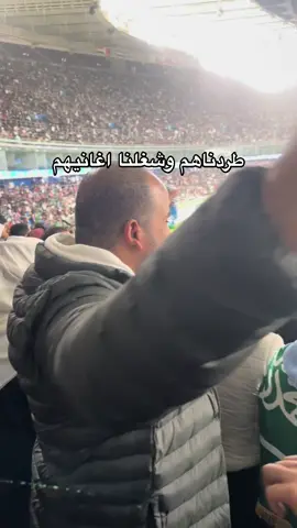 المنتخب السعودي يحول الإسقاطات إلى انتصارات ويكتب اسمه في سجلات التاريخ مما يجعل صداها خالداً في قلوب العراقيين ..#السعودية #السعودية🇸🇦 #السعودية_العراق #استاد_جابر #يونس_محمود #الكويت🇰🇼 #المنتخب السعودي💚