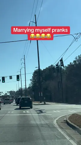 Funny pranks 😂😂😂 #foryou #foryourpage #viral #funnyvideos #pranks #entertainment #followerstiktok #😂😂😂 #laughsandpranks #TikTokLaughs #prankcallfun