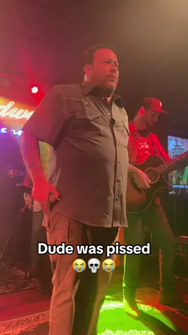 😂 Hell yes I do!!! 💯 @Uncle Kracker #af  #unclekracker #drunklekracker #🥴 #drunkuncle #fyp #fy #concerts #kidrock #90smusic #driftaway  #kennychesney #songs #music #onehitwonder #concertok #countryrap #countryrock 