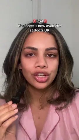 Biodance is now available at Boots!! 🇬🇧 peeps unite!  Ive been enjoying the hydrating line during these colder uk months ☁️ @Boots UK @Biodance  #Biodance #BootsUK #BootsBeauty #biodancecollagenmask #biodanceceranolmask #biodancemask #koreanskincare #kbeauty #viralcollagenmask #viralmask #overnightmask #collagenmask #teambiodance #biodanceampoule #biodancecream 