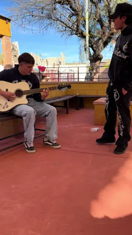 y ya no te pienso tanto ya te te puedo olvidar…@GB #gabitoballesteros #sadloqueron #compaguero #fyp 