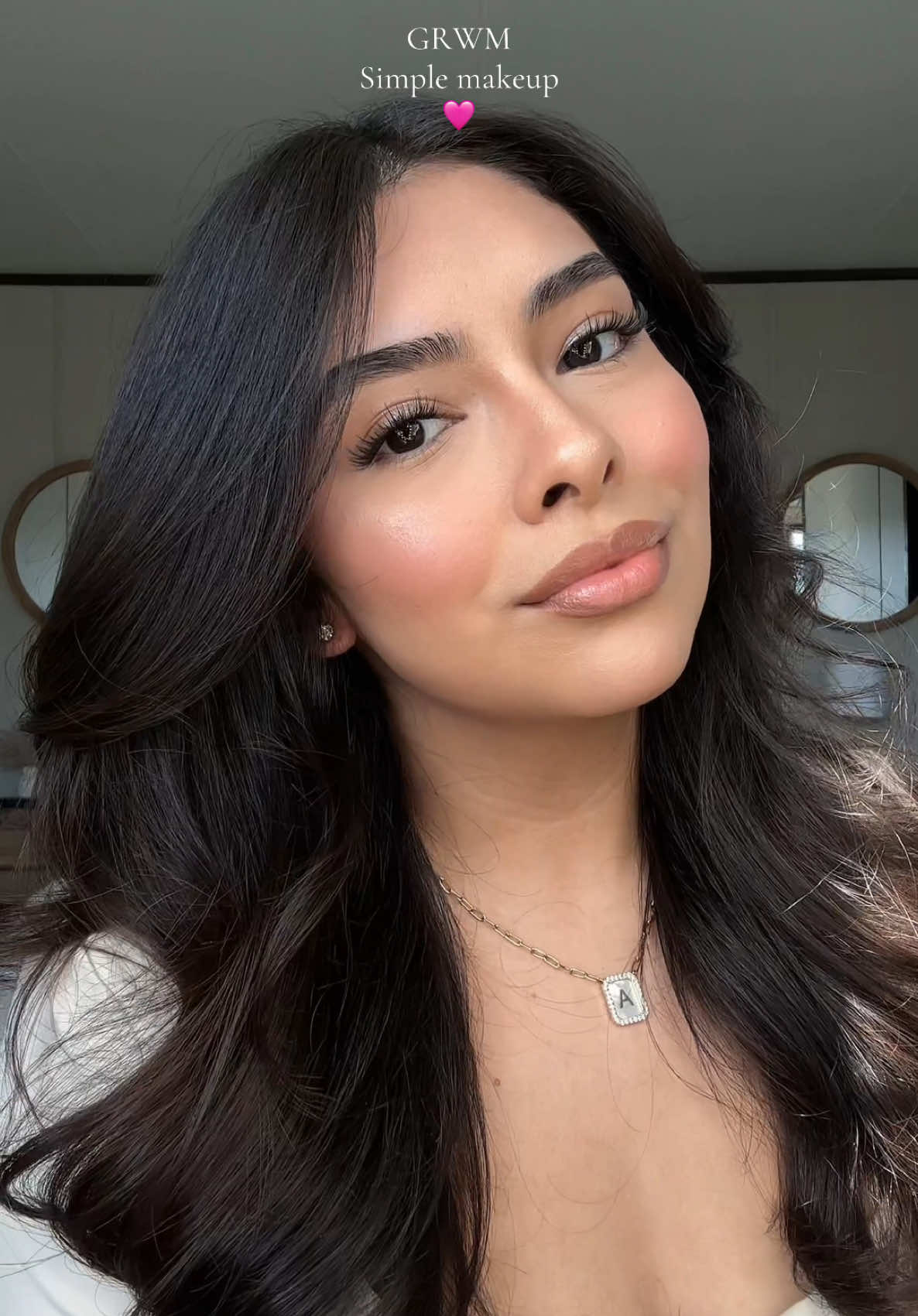 Products below ☺️ Foundation: @ColourPop Cosmetics brows:@Benefit Cosmetics bronzer:@Fenty Beauty blush:@elfcosmetics  eyes:@Stila Cosmetics @Morphe Cosmetics  Lips: @maccosmetics  Concealer: @NARS Cosmetics  Powder: @Maybelline NY  #creatorsearchinsights #grwmeverydaymakeup 