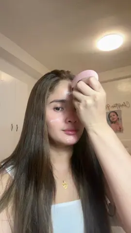 Easy to blend talaga ang ating sunscreen. #christianmae22 #cmworada #worada 