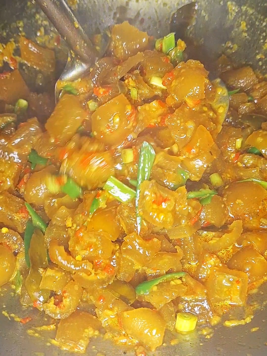 met mkn siang gaiss... #kikil #masakkikil #masakansederhana #masakansimple 