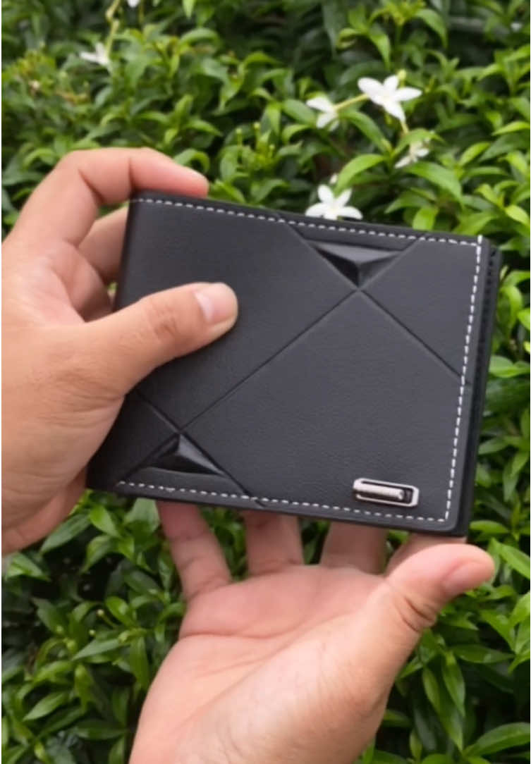 Men’s Wallet🩵 sign mo na para palitan ng bago yan✨ ⬆️Link sa yellow basket #fyp #foryou #viral #menswallet #walletcardholder #paperwallet #menswalletleather #jiangbao #jiangbaowallet #wallet #purse #bleys 