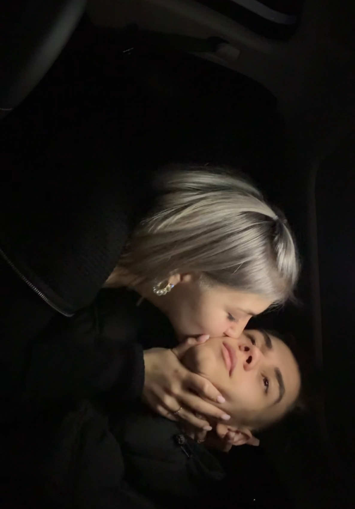 Чмоки чмоки твои щеки 🕺