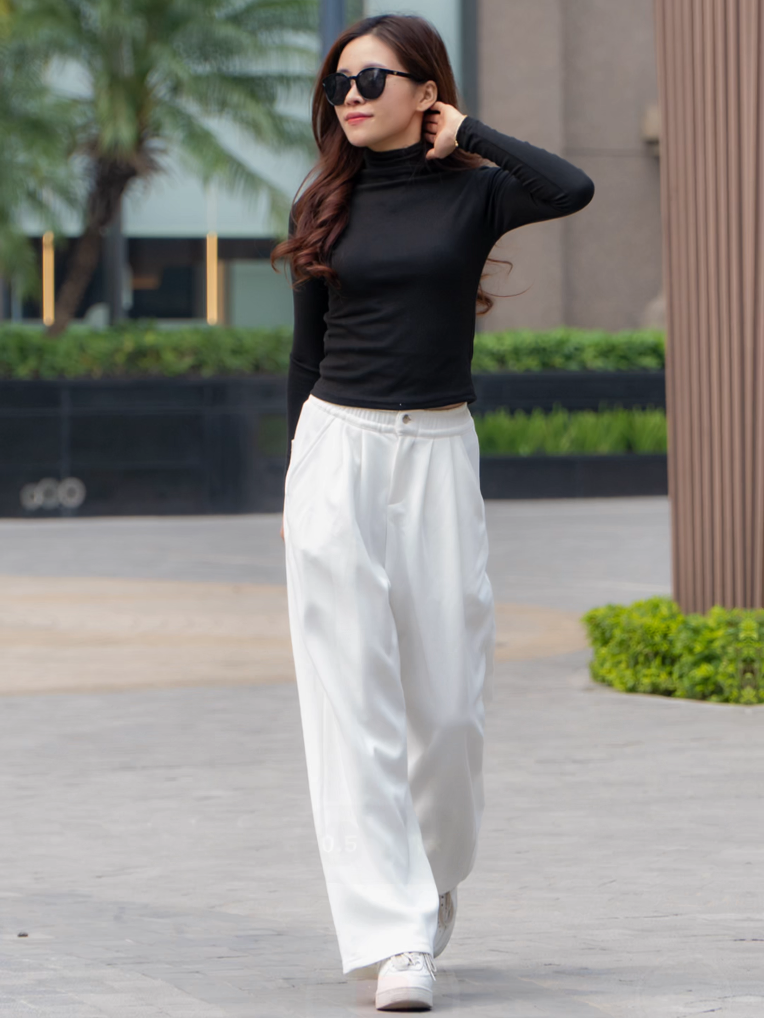 Không thích cạnh tranh. Chỉ thích cạnh anh #gladimax #aogiunhiet #quanni #thoitrang