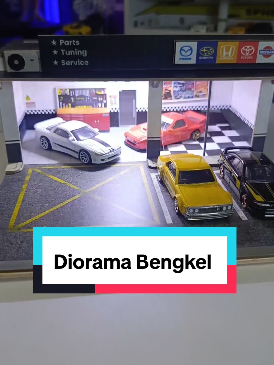 Diorama keren ini cuma 80 ribuan lho #diorama #dioramabengkel #hotwheels 