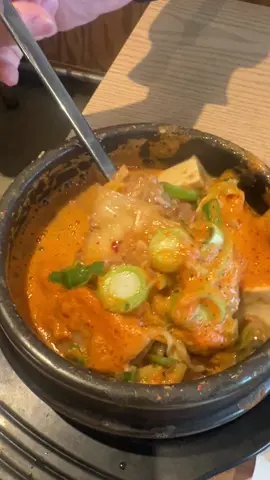 #korea #koreanfood #korean #koreanconveniencestore #koreaconveniencestore  Have you tried Korean cheonggukjang?