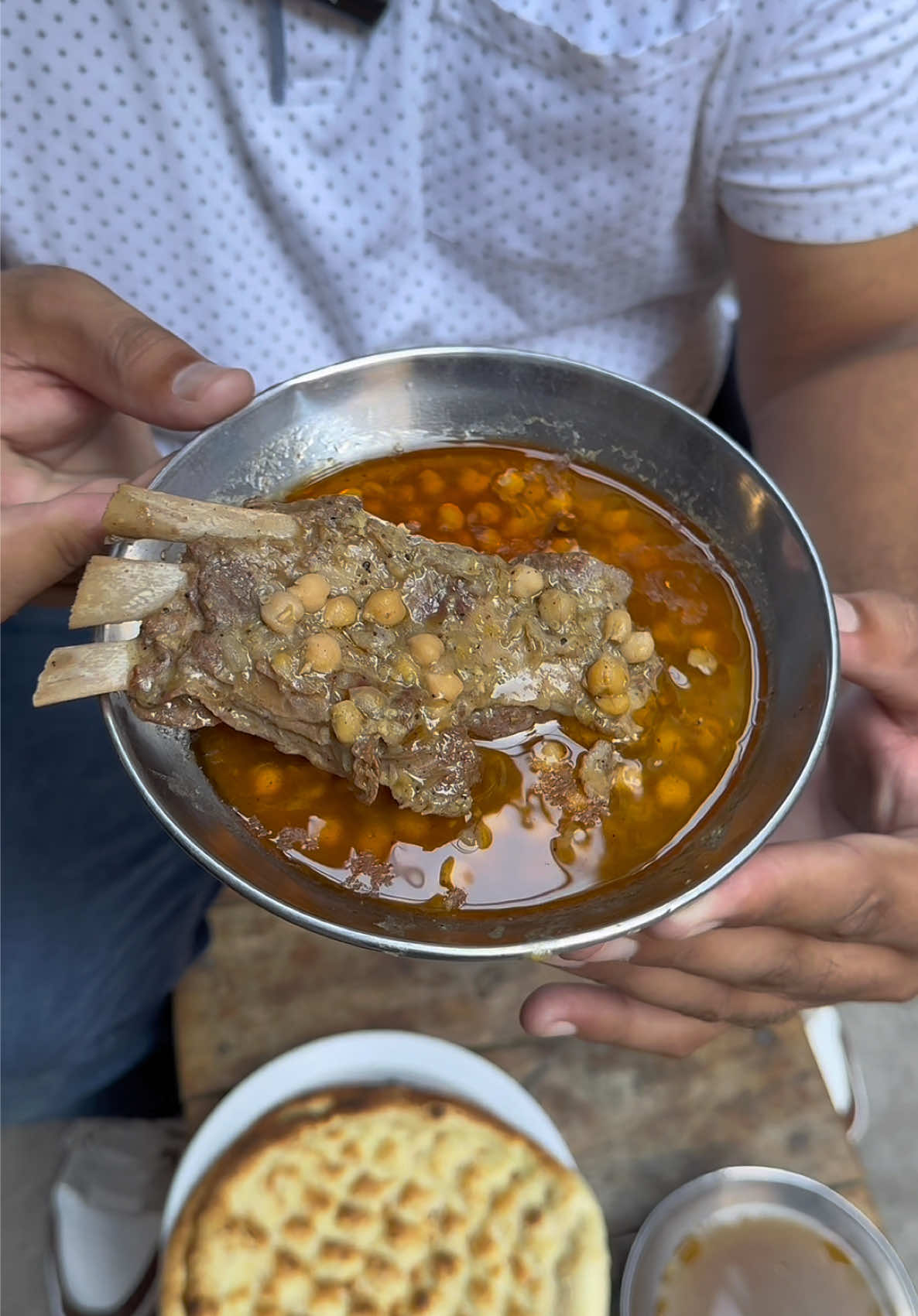 Street Food Lahore ❤️🔥 . . #trending #foodvlogger #Foodie #mianvlogs #foodies #gujranwala #india #streetfood #pakistan #pakistani #reel #deal #nashta #breakfast #mutton #chanay #lahore 
