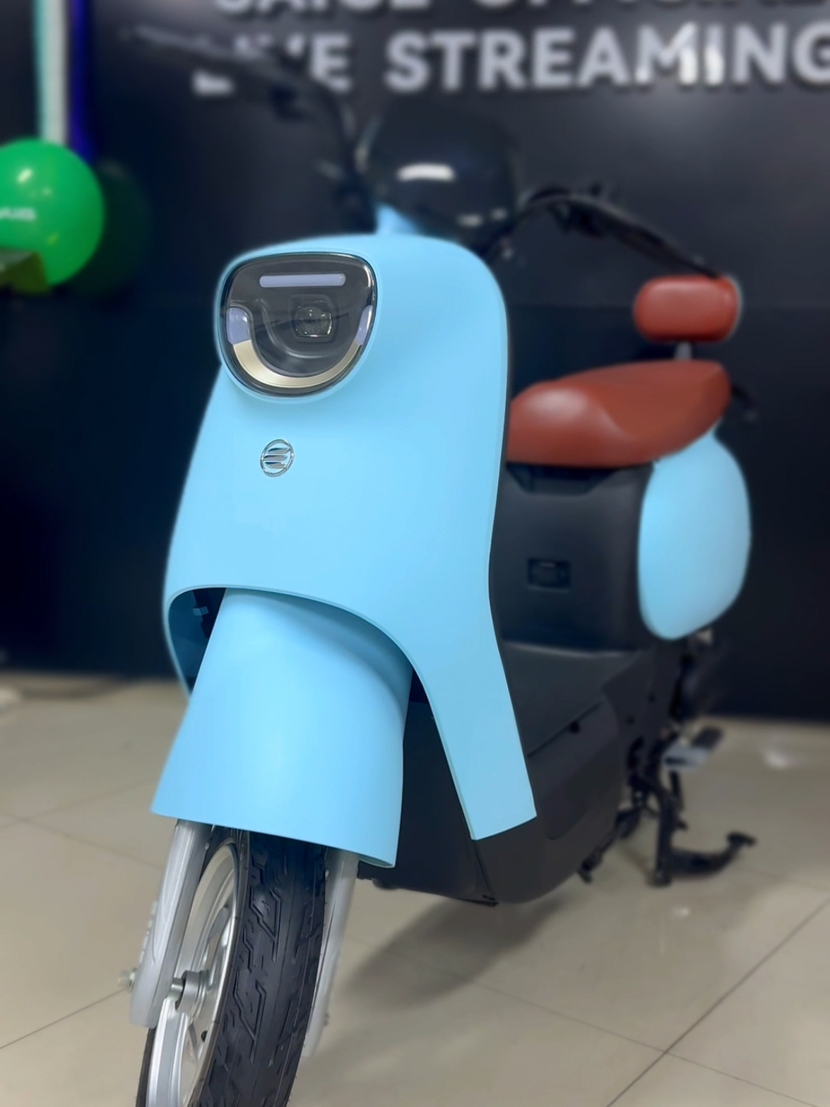 . Cameroon turun harga😱🥰😍 Buruuuan ke dealer resmi saige. @saigepurwodadi . Bisa Kredit Sepeda Listrik . Cari Kualitas, Ingat Saige •  .   lebih asik, pakai sepeda listrik @saigepurwodadi . Follow IG & Add:  IG : Saige Purwodadi FB : Saige Purwodadi Tiktok : Tom's Wheel Purwodadi Tom's Wheel Purwodadi 🔻Jl.Kartini 8 Purwodadi (SMPN 6 ke utara) 🔻Jl. R.Suprapto 123 Purwodadi (Depan Hotel Griya Laksana) #sepedalistrikmurah  #motorlistrrikmurah #motorlistrimurahpurwodadi #sepedalistrikmurahpurwodadi  #lebihasikpakaisepedalistrk #ramahlingkungan #purwodadimotorlistrik #purwodadisepedalistrik #motorlistrikpurwodadi #sepedalistrikpurwodadi #motorlistriksaige #sepedalistriksaige  #saigepurwodadi  #tomswheel #tomswheellpurwodadi 