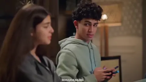 رومانسي اوووي عيني منها بشكل جدي🖤