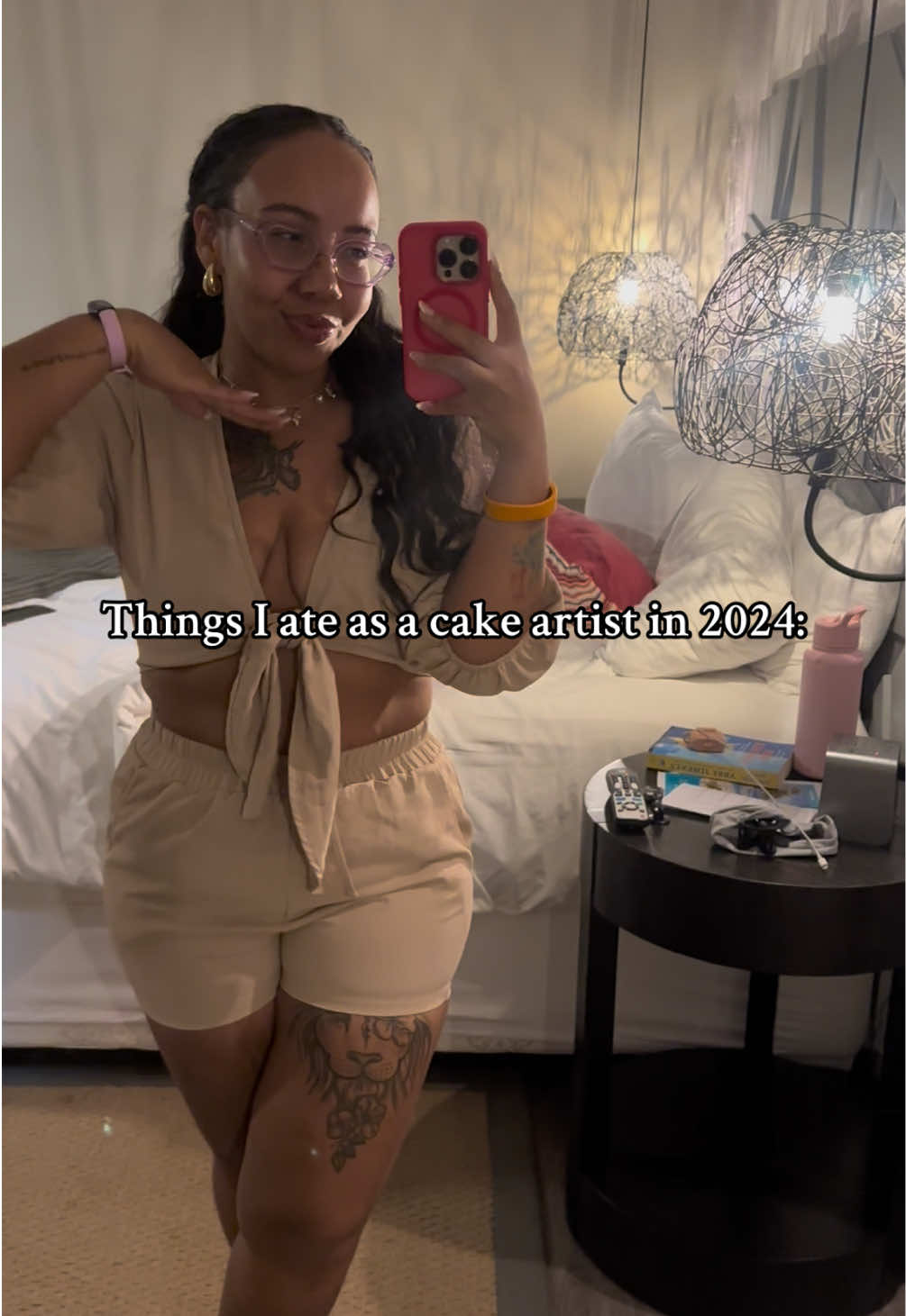 Running a small business is TOUGH! doing that while juggling a full time job, being a gym girlie, wanna be content creator and more is not easy but I can say that I have the BEST customers and I’m always so grateful they chose me year after year to make the it celebrations a little sweeter 🤞🏼🤍✨ #baker #SmallBusiness #whatieatinaday #whatiate #cakeartist #nycbaker #cakeart 