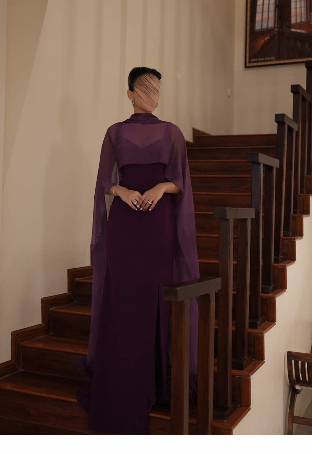 فستان أريج الأنيق مع شال يتلبس بأكثر من طريقة 💖 متوفر الان على موقع زها الالكتروني بكمية محدودة ⏰ التبديل والاسترجاع سهل ومجاني 📦 #فساتين #فساتين_سهرة #فساتين_مناسبات #زها #فستان_سهرة #فستان_ناعم 