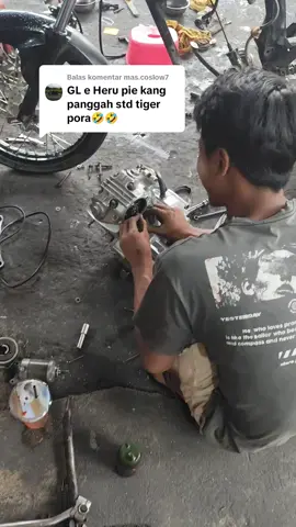 Membalas @mas.coslow7 naik spek 70/72 jare #mekaniktiktok #mekanikmuda #mekanikindonesia #herexjatim 