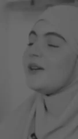 كَانَتْ كُلْثُومُ بِنْتُ أَبِي بَكْرٍ تَقُولُ: «دَعَوْتُ اللَّهَ أَنْ يَرْزُقَنِي زَوْجًا يَصُبُّ الْحُـبَّ عَلَيَّ صَبًّا، وَ عَابِدًا لِلَّهِ» فَرَزَقَهَا اللَّهُ بِطَلْحَةَ بْنِ عُبَيْدِ اللَّهِ أَحَدُ الْمُبَشَّرِينَ بِالْجَنَّةِ. فلاتبخل نفسك من هذا الدعاء 🤍🫴🏼