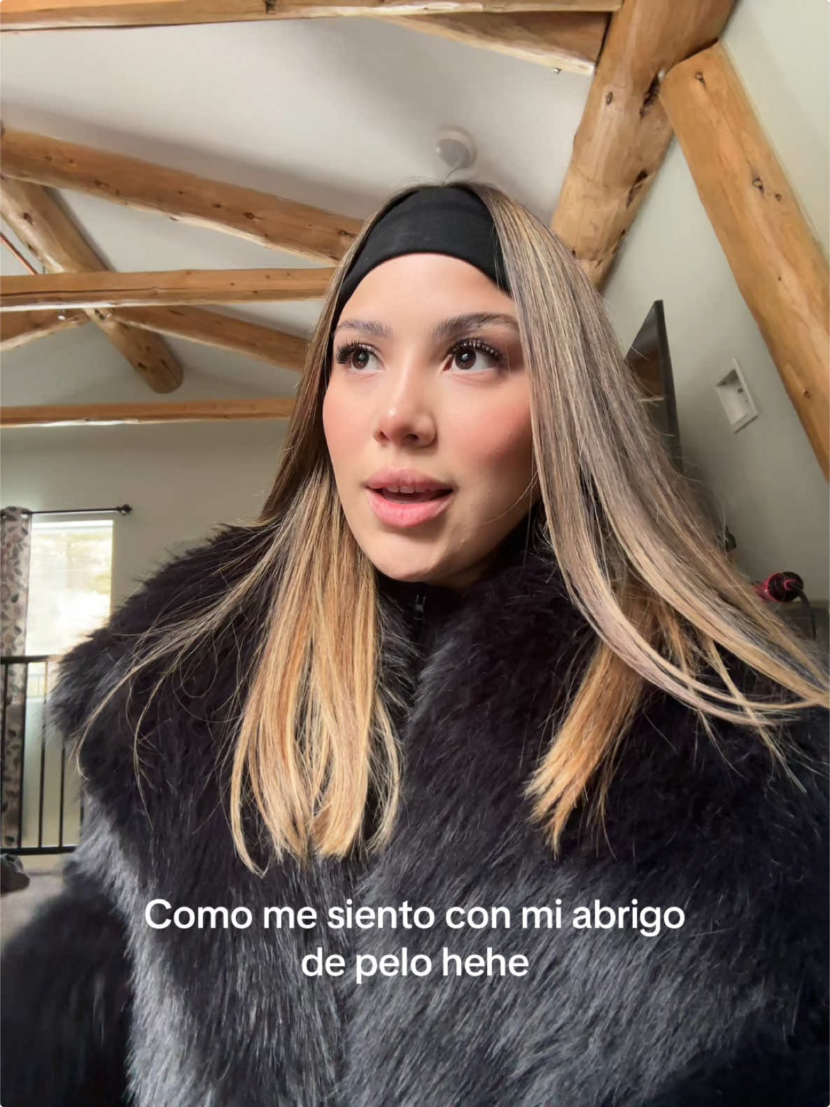 🫢 #abrigosdepelo #tendencia #colorado 