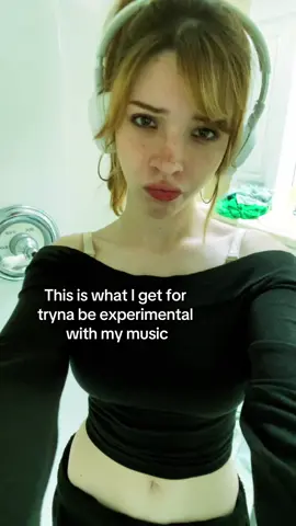 I need more producer friends helpp #originalmusic #originalsong #producer #newmusic #singersongwriter 