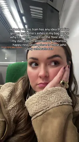posting this because someone was just so rude to me when I was trying to get in the lift because she was in a rush. be kind. x #griefjourney #grieftok #parentloss #deaddadclub 