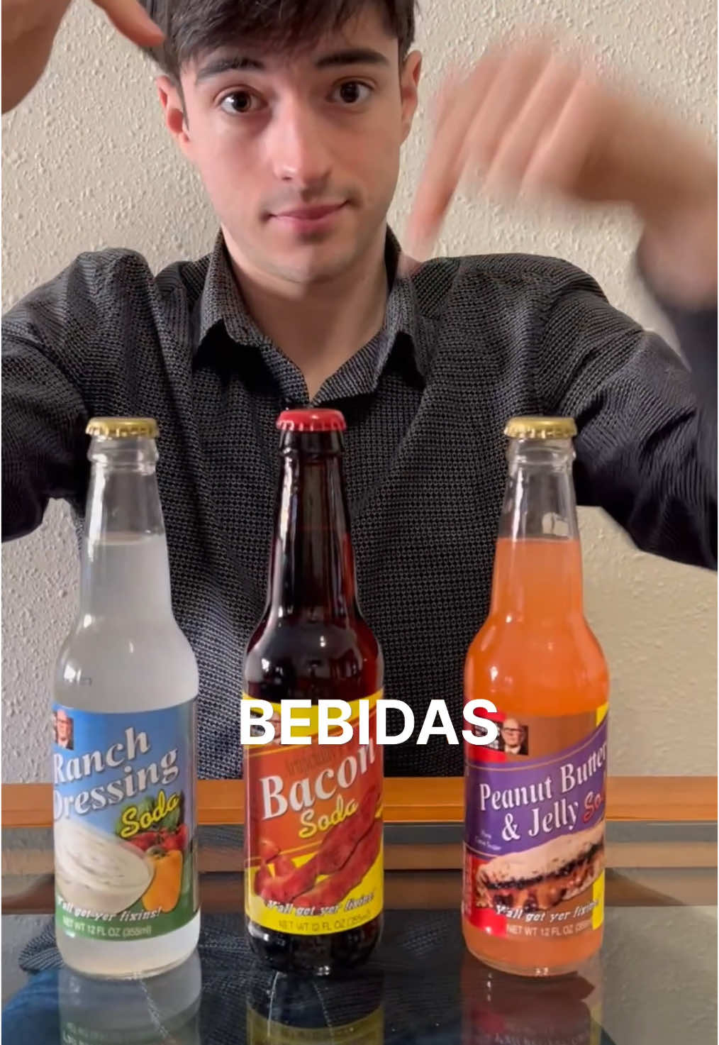 Etiqueta a tu amigo/a para que te compre alguna de estas bebidas 👀😛 #bebida #raro #soda #bacon #probando #humor #parati 