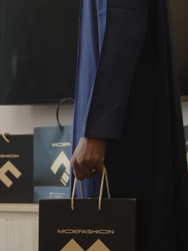 Not your regular Jallabiya! Perfectly designed for elegance and comfort. DM us to place your order now! ☎️0806 805 0245 📍Abuja, Nigeria Worldwide delivery available! #MoeFashion #LuxuryJallabiya #EleganceRedefined #ComfortableFashion #WorldwideDelivery 