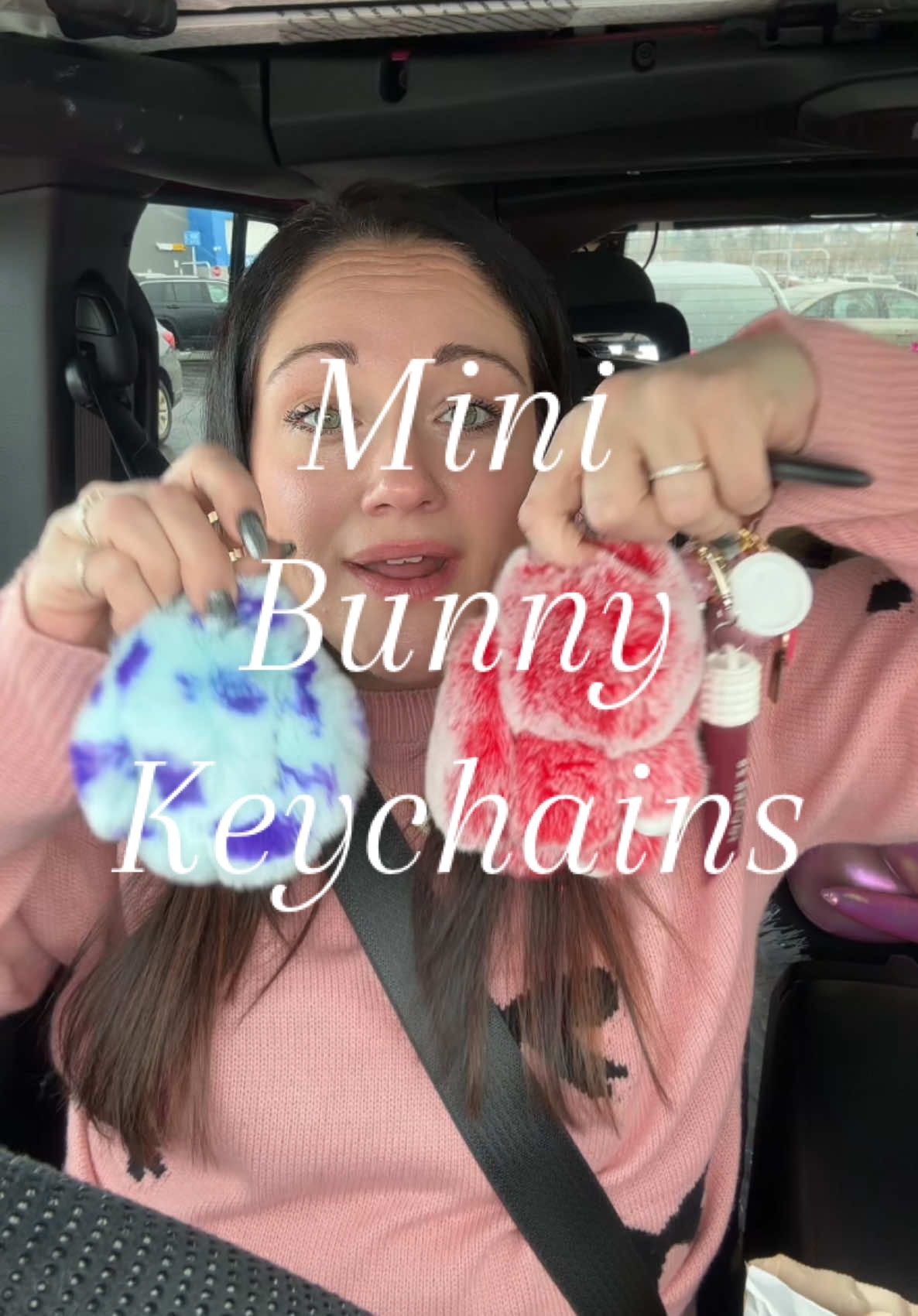 Mini Bunny LuLus?? I’ll take 10 please #bunnylulukeychain #keychains #keychainobsession #keychainaccessories #keychainsforyou #bunnylulukeychain 