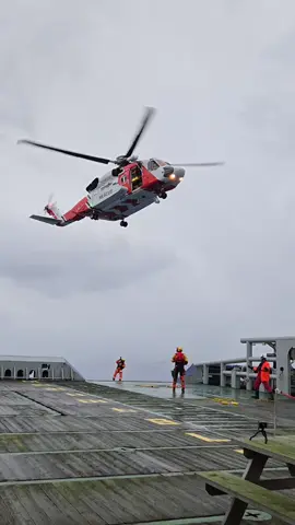 #ship #sea #offshore #tiktoksea #norgvarg #rescue #helicopter 