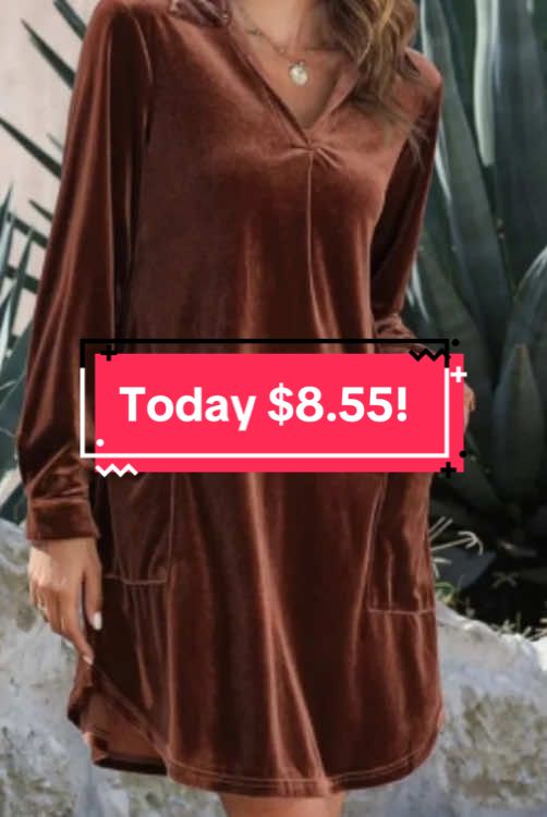 👗Girls, look here! Today I must recommend to you a simple V-neck pocket velvet dress that makes people fall in love at first sight. It's really a treasure in the wardrobe.💕 The design of this dress focuses on 