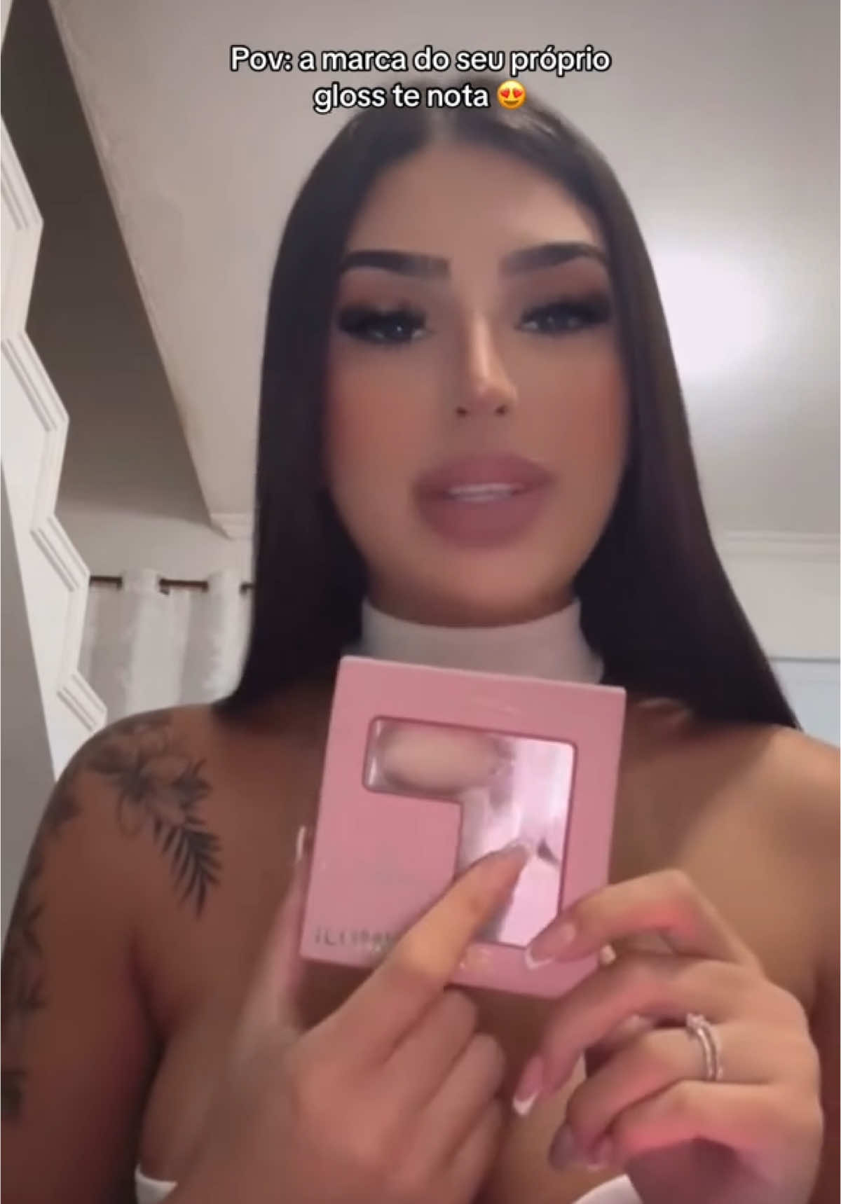 Bolzani, revela a marca do famoso gloss. #bolzani #gloss 