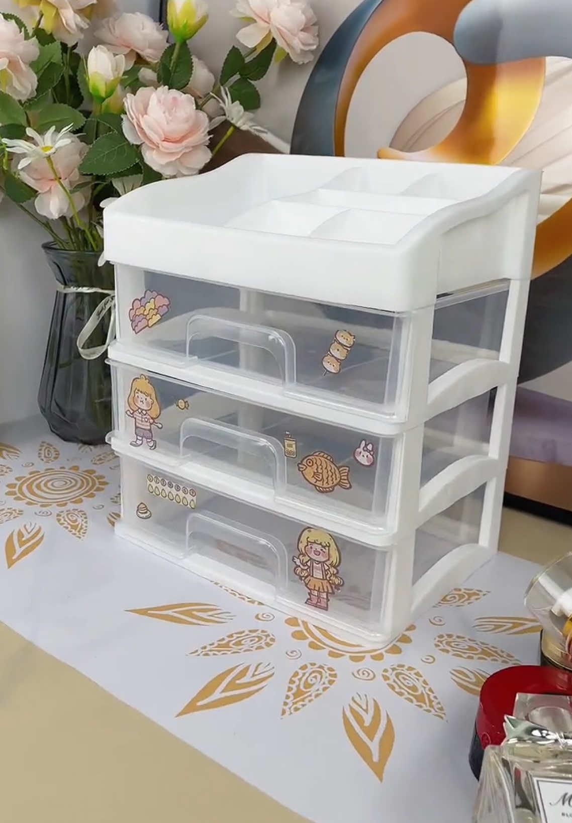 แถมฟรี✨สติ๊กเกอร์ ชั้นวางเครื่องสำอาง อุปกรณ์แต่งหน้า พร้อมลิ้นชัก มี3ขนาด#ชั้นวางของ #ชัันวางเครื่องสําอาง #ชั้นวางเครื่องสําอางค์ #ชั้นวางเครื่องสําอาง #ของใช้ในบ้าน #ของใช้ภายในบ้าน 