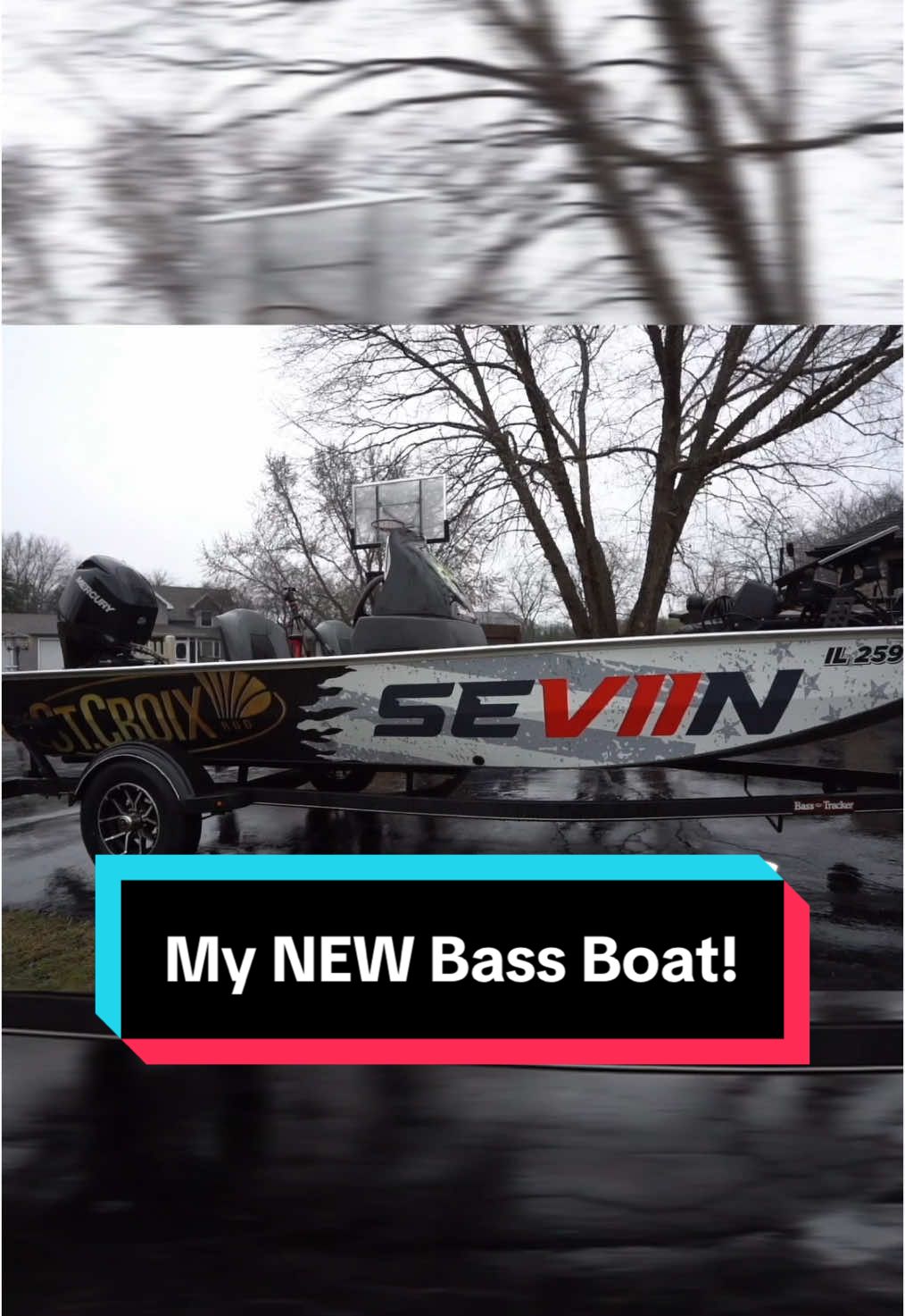 Gave y’all a tour of the new and improved boat today ✅ check it out in my bio 😎 #fishing #boat #bassfishing 