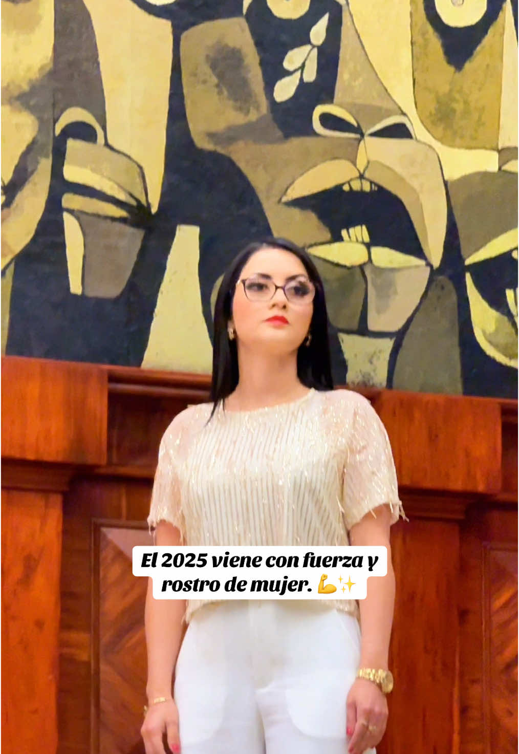 #vivianavelozasambleísta #felizañonuevo #añonuevo #añoviejo #adios2024 #hola2025 #2025 #ContigoVivi 