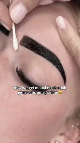 Bisa tahan 3-5 hari. Halal & wudhu friendly lagi #fyp #hennaalishalal #hennaalis #browhenna #browtint #alis #masukberanda 